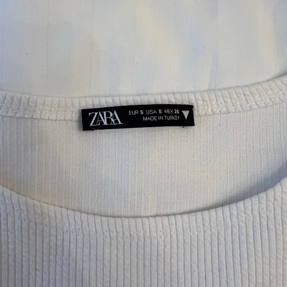 Zara White Ribbed Long-Sleeve Crop Top - Picture 2 of 2